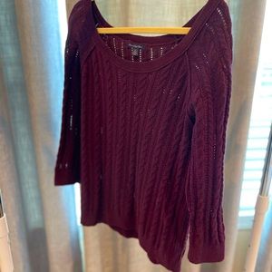 American Eagle cable knit maroon sweater in size L